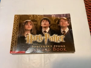 Harry Potter And The Sorcerer's Stone Postcard Book - Scholastic - Complete 2001 - Picture 1 of 2
