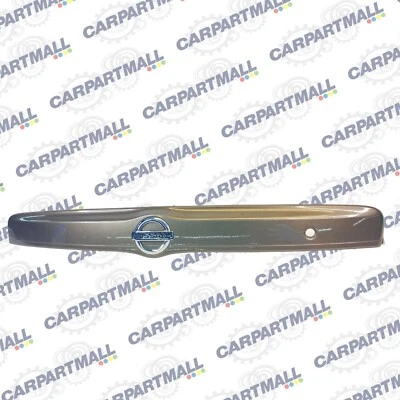 2012-2019 NISSAN VERSA SEDAN TRUNK LID LICENSE GARNISH MOLDING TRIM 24055-3AN0A Foto 1 de 4