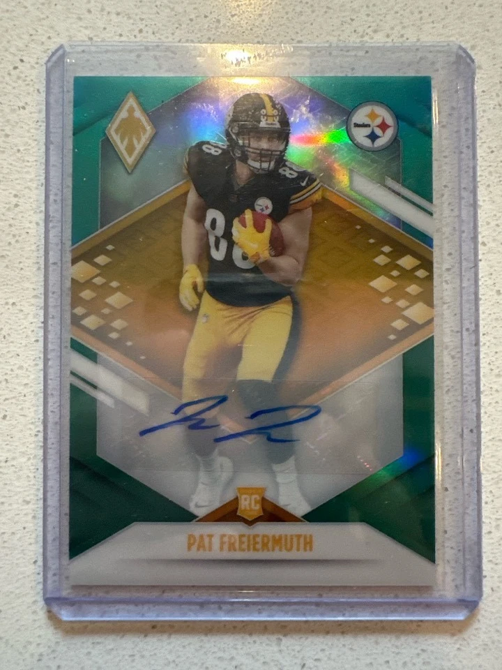 Pat Freiermuth RC Autograph /04/10 2021 Panini Phoenix - Image 1 of 2