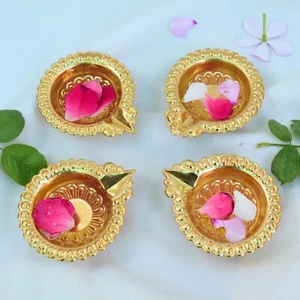 Lámpara de aceite Diya de latón puro, Deepak para Pooja, decoración del templo del hogar (PAQUETE DE 4) Diya - Imagen 1 de 7