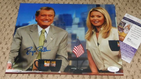 REGIS PHILBIN SIGNED 8X10 PHOTO JSA AUTH COA AUTOGRAPH KELLY MILLIONAIRE LIVE Cover