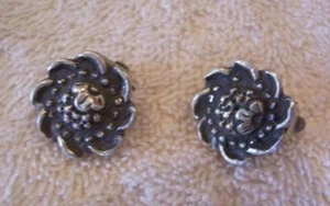 Vintage Floral Earrings, Clip; 900 Silver Jewelry Handmade Indonesia 1950's - Picture 1 of 4