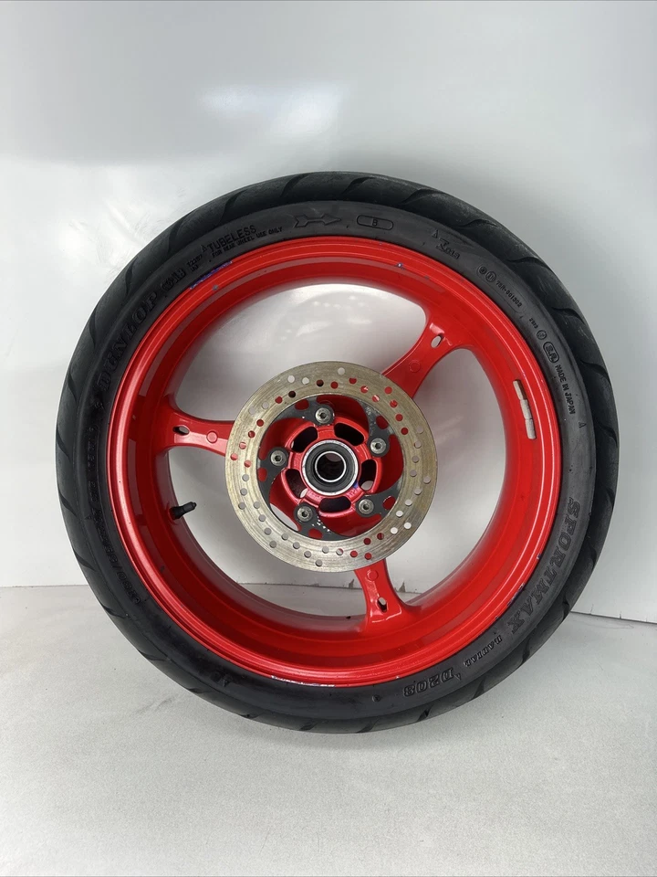 Suzuki GSXR600 2006 2007 rojo rueda trasera recta neumático rotor llanta 17X5,50 OEM Foto 1 de 4