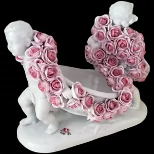 Statua antica porcellana Plaue angeli e fiori 8,6" MADE IN GERMANIA - Foto 1 di 7