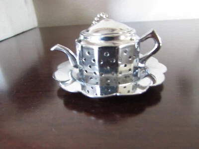 ВИНТАЖНЫЙ 30-летний старый НОВЫЙ ИЗ СТАРЫХ ЗАПАСОВ ЧАЙНЫЙ ИНФУЗОР, ЧАЙНИК С ЛОТКОМ, Гонконг - Изображение 1 из 4