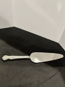 INTERNATIONAL SIGNATURE SILVER PLATED PIE or CAKE SERVER 9 7/8 " “J” monogram - Picture 1 of 3