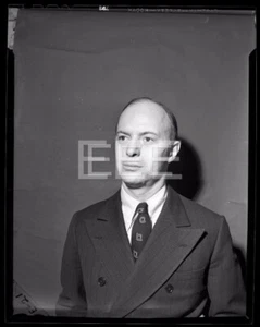 1943 Louis Kronenberger Author Critic 142A NYC NEGATIVE famous photographer - Picture 1 of 1