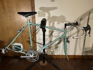 1990s Bianchi Campione d’Italia with Campagnolo Mirage component set (55cm) - Picture 1 of 16