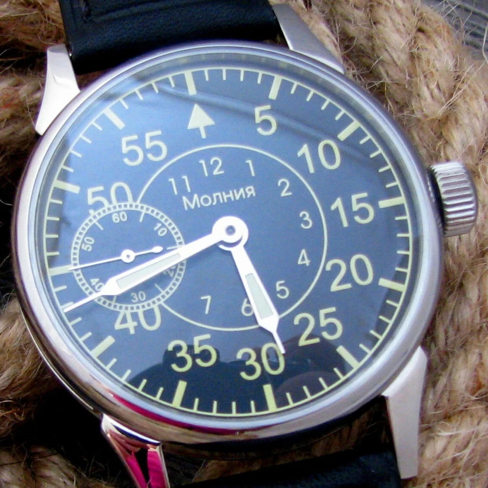 Reloj Molniya Soviético URSS Mecánico Ruso Hombres Muñeca Molnija De Colección Foto 1 de 4