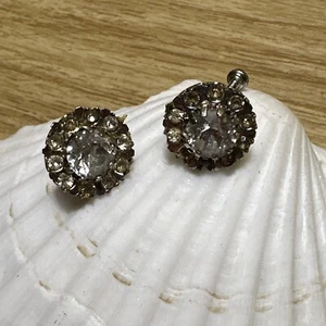Vintage Clear Rhinestone Earrings Flower Screw ON Small Sparkly Silver Tone - Picture 1 of 8