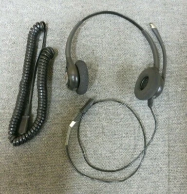 Plantronics DW261N Supraplus Digital Wideband Binaural Noise Cancelling Headset - Image 1 of 4