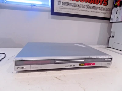 Sony RDR-HXD560 80GB HDD DVD Recorder FAULTY Sold as SPARES/PARTS - Image 1 of 4