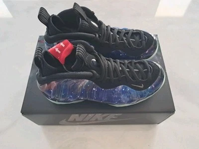 耐克 Penny Air Foamposite One QS "Galaxy" 尺寸 7 [FlyPlugMiami] — 第 1/4 张图片