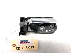 2016-2022 HONDA PILOT RIGHT PASSENGER REAR INTERIOR INSIDE DOOR HANDLE OEM - Picture 1 of 7