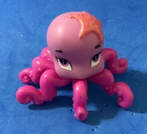 Bratz Puppe Adorable Little Pink Angelz Pet Mermaidz YASMIN Octopus - Bild 1 von 4