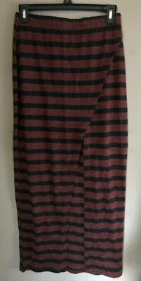 Niña - Blanco Lirio Talla M - Falda a Rayas Granate y Negro Abertura Grande 26" x 35" Foto 1 de 3