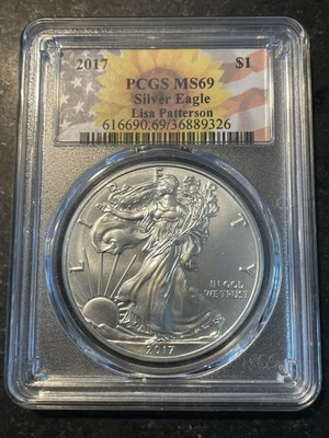 Dólar de plata American Eagle 999 2017 graduación profesional MS69 Las Vegas fuerte  Foto 1 de 3