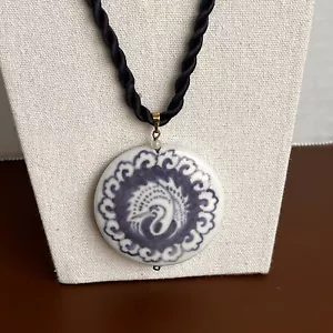 "Colgante grúa de porcelana azul y blanco asiático de colección con cable 30"" con cierre de barril" - Imagen 1 de 7
