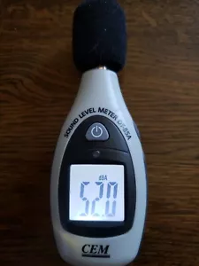 CEM DT-85A Sound Level Noise Meter - Picture 1 of 2