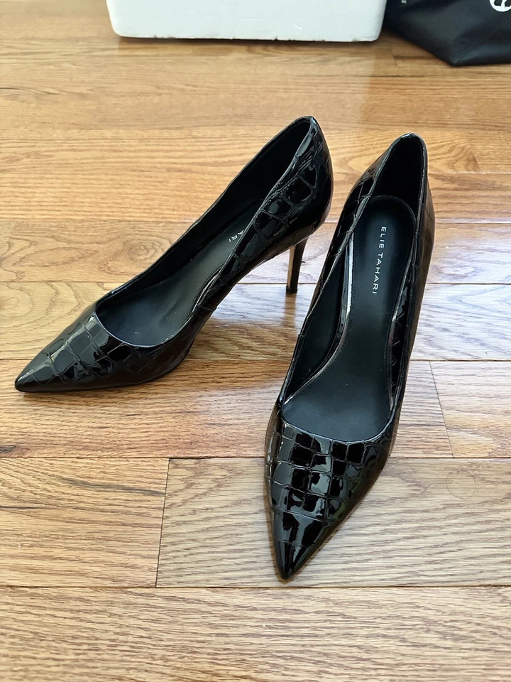 Saltos de pele de cobra Elie Tahari | Tamanho 40 - Imagem 1 de 4