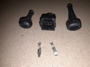 Reparación conección inyector PORSCHE 944 (2 und) - Imagen 1 de 3