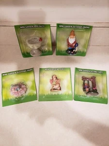 Fairy Garden Miniatures Spring Flowers Pots Includes 5 Pieces Gnome Birdbath - Picture 1 of 7