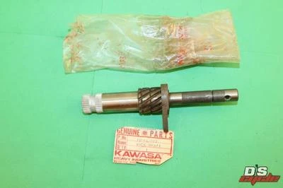 Nuevo de Lote Antiguo Kawasaki F5 F8 F81 Kick Start Eje de Arranque 13066-023 Foto 1 de 4