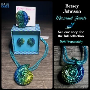 Betsey Johnson Mermaid Jewels Necklace 15" Conch Shell Blue Ombre Ursula Ariel - Picture 1 of 11