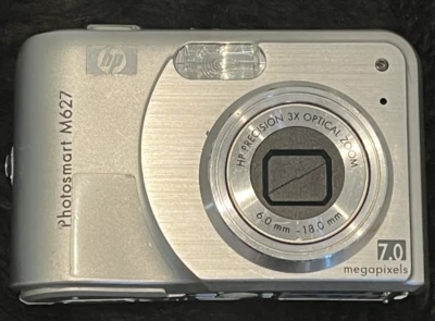 HP Photosmart Digital Camera Model M627 7.0 MP Silver Tested & Working - Image 1 of 4