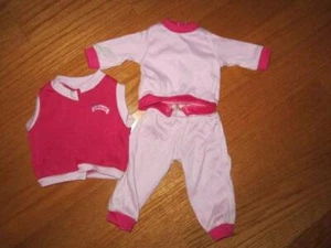 De colección 1986 World of wonder Pamela 3 piezas conjunto de ropa muñeca jogging - Imagen 1 de 3