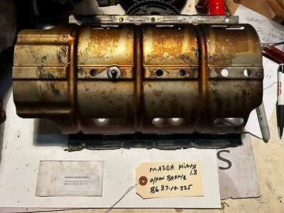 Deflector para sartén de aceite usado se adapta a mazda miata 1839cc "FP" DOHC 16V 1999-2000 B6S7-10-225 Foto 1 de 2