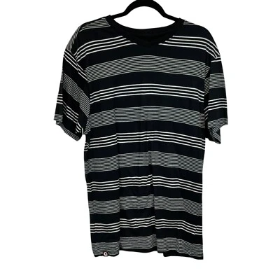 Camiseta L Akademiks Negra Blanca Rayas Manga Corta Para Hombre Talla Grande Foto 1 de 4