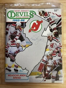 Bobby Nystrom Autographed Signed NJ Devils Program Islanders 1985-86. UNIQUE! - Picture 1 of 2