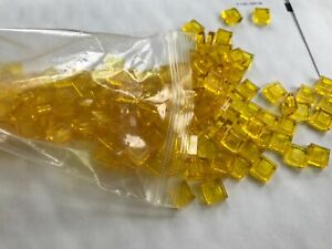 LEGO -NEW-#3070-TRANS YELLOW-1 x 1 FINISHING TILE W/ GROOVE-25 PIECES