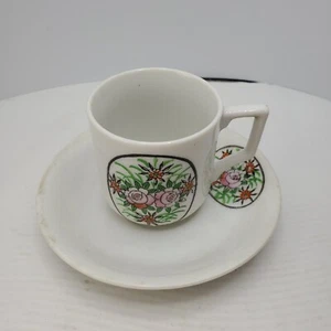 Floral Cameo Demitasse Tasse & Untertasse besetzt Japan - Bild 1 von 6
