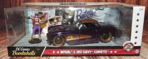 Jada Toys 1:24 DC Comics Bombshells Batgirl 57 Chevy Corvette Die-Cast Auto DMG! - Bild 1 von 12