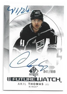 Reloj Future 24-25 SP Auténtico Automático 41/999 Akil Thomas #130 Inscrito Jersey # - Imagen 1 de 1