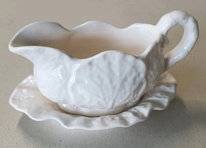 Shorter & Son Cabbage Leaf Creamer/Gravy Boat Stoke-on-Trent England GourmetWare - Picture 1 of 13