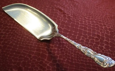 IMPERIAL CHRYSANTHEMUM C1977 GORHAM Silverplate Server Recast 1894 Pattern    bb - Image 1 of 3
