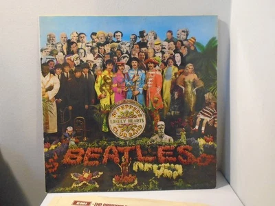 THE BEATLES - SGT PEPPERS UK STEREO VINYL LP PCS 7027 cut-outs SOLID VG COPY - Image 1 of 4