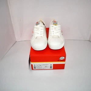 Cariuma The Simpsons Lisa OCA Low White Canvas Lisa Tree Sneaker Size 9 NIB - Picture 1 of 6