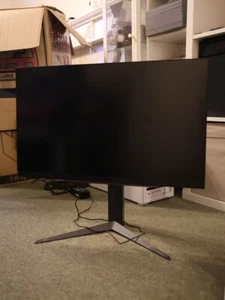 Monitor LG UltraGear 4K UHD IPS 27" 144Hz - 27GR93U-B - Imagen 1 de 4