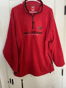TAMPA BAY BUCCANEERS NFL MENS RED FLEECE QUARTER ZIP PULLOVER - SIZE MED - Picture 1 of 12