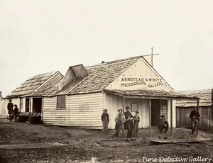 Galleria fotografica Armstead & White, Corinto, Mississippi 1860 - Stampa fotografica storica - Foto 1 di 1