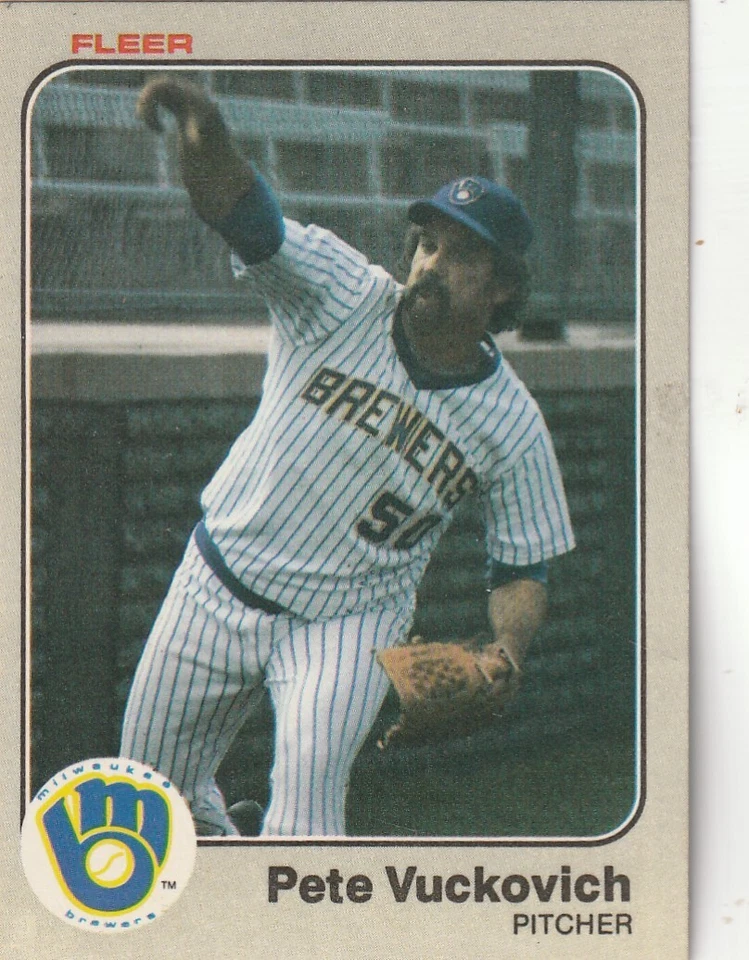 FREE SHIPPING-MINT-1983 Fleer Pete Vuckovich #49 BREWERS - Image 1 of 1