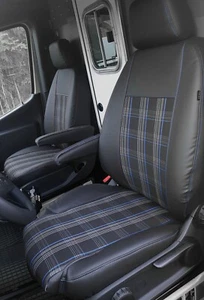 Fundas de asiento a medida Robust Premium J8 azul para Iveco Daily desde 2014 - Imagen 1 de 6