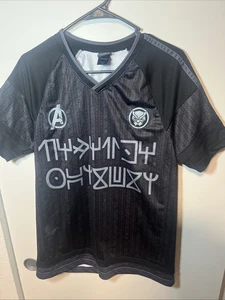 Our Universe Black Panther T'Challa 66 Herren Fußball Trikot Gr. M Box Lunch Ex. - Bild 1 von 3