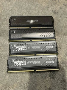 Crucial Ballistix 32GB (4x8GB) DDR4 3200 MHz Pamięć biurkowa - Zdjęcie 1 z 2