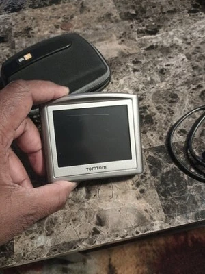 GPS Unit Portable Car Navigator TomTom One 3.5"  N14644 Take a look. - Image 1 of 4