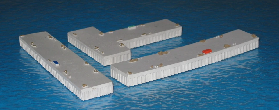 3 PIASTRE CAIDALI, Tritone, metallo, 1:1250 - Immagine 1 di 1